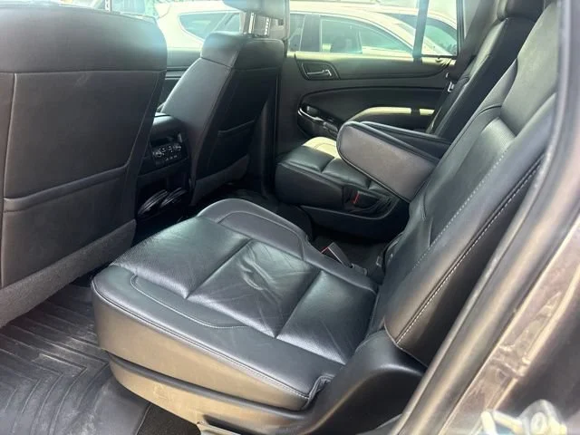 Used 2017 IRIDIUM METALLIC GMC SLT image 6