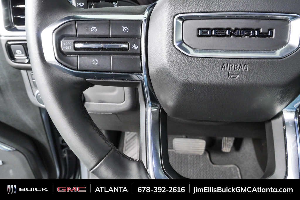 Used 2025 Sterling Metallic GMC Denali image 10