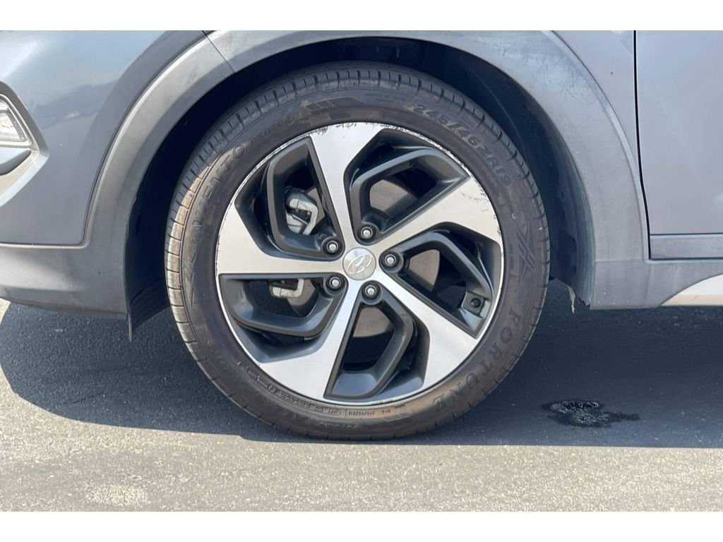 Used 2017 Coliseum Gray Hyundai Sport image 11