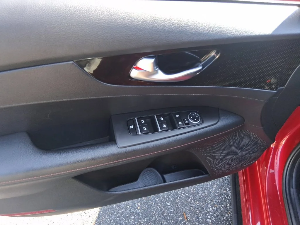 Used 2023 Red Kia GT image 11