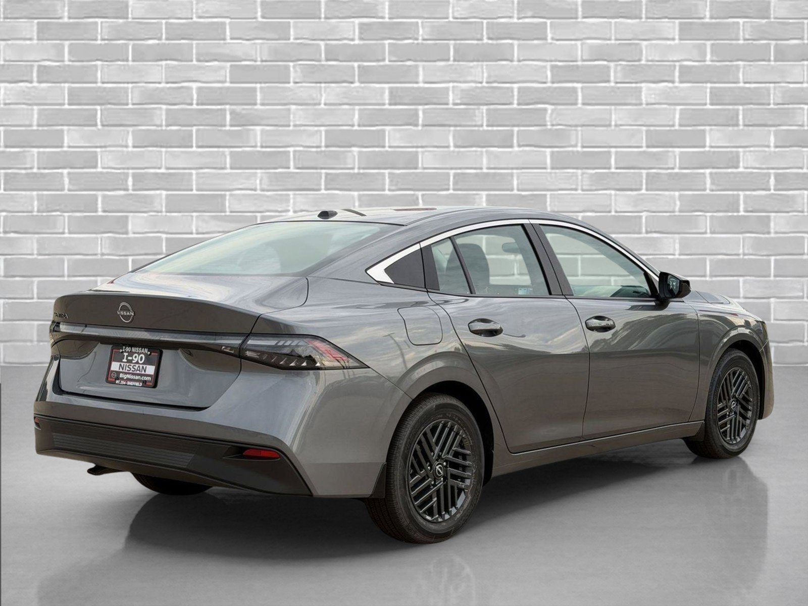 New 2027 Gun Metallic Nissan SV image 5