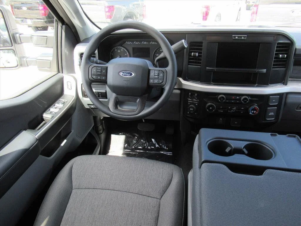 2026 Ford F-250 Super Duty XL - Photo 14