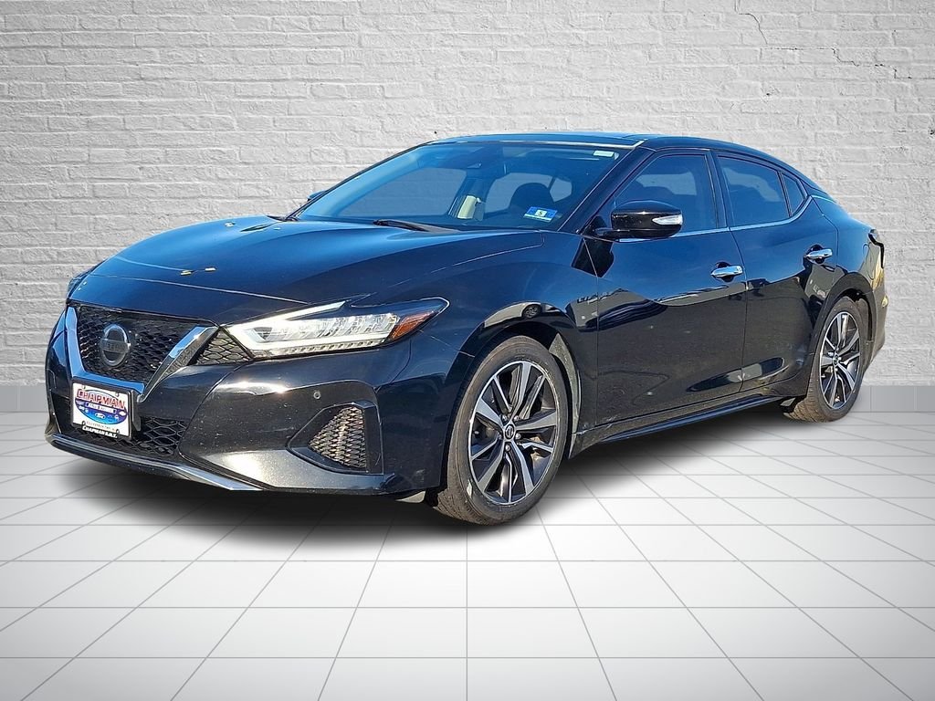 Used 2020 Black Nissan 3.5 SL image 1
