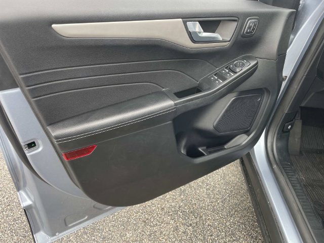 Used 2022 Blue Ford SEL image 23