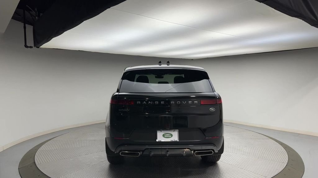Used 2023 Santorini Black Metallic Land Rover SE image 7