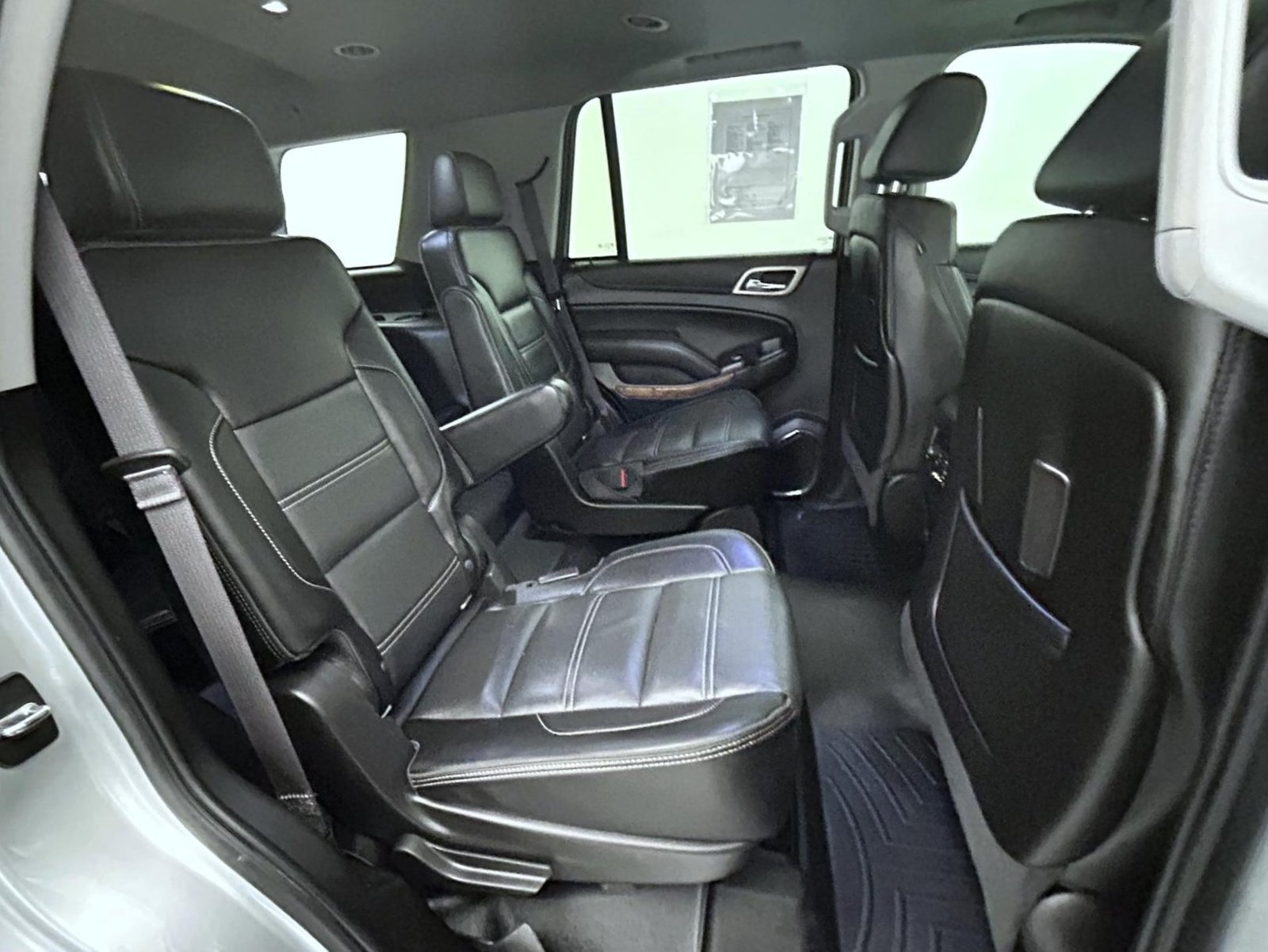 Used 2016 Silver GMC Denali image 19
