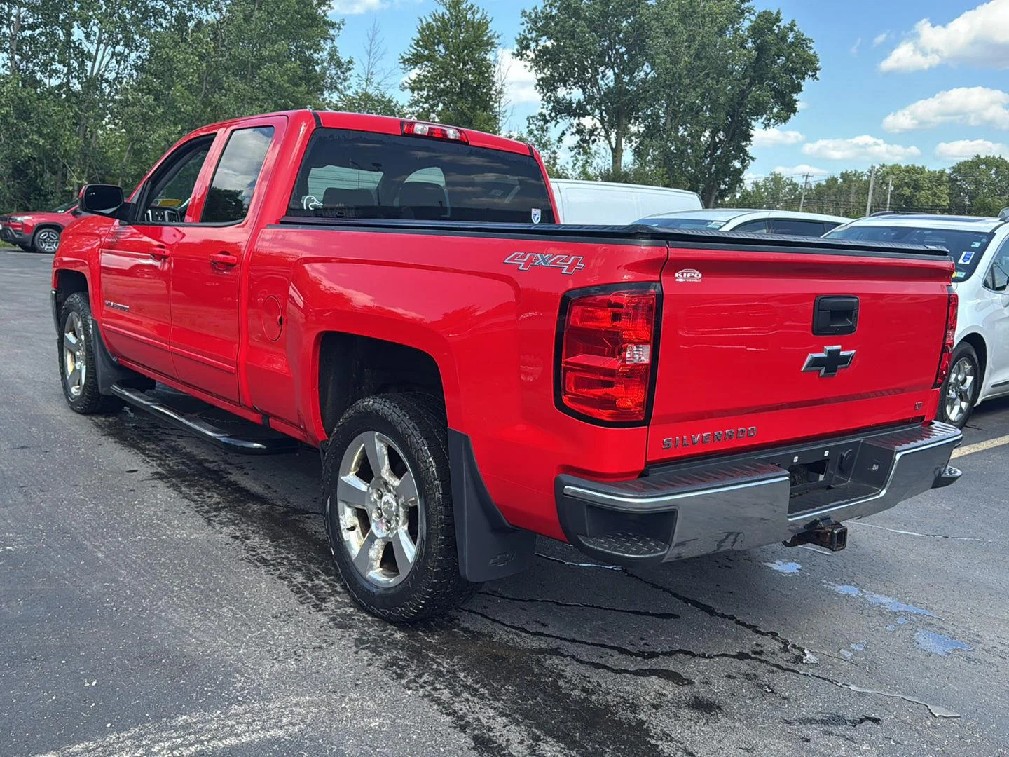 Used 2017 Red Hot Chevrolet LT image 9