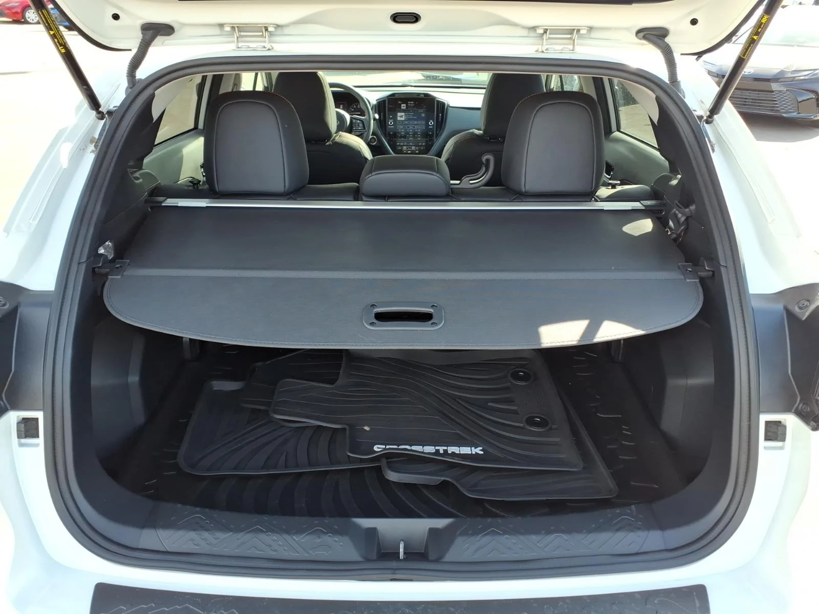 Used 2025 White Subaru Limited image 19