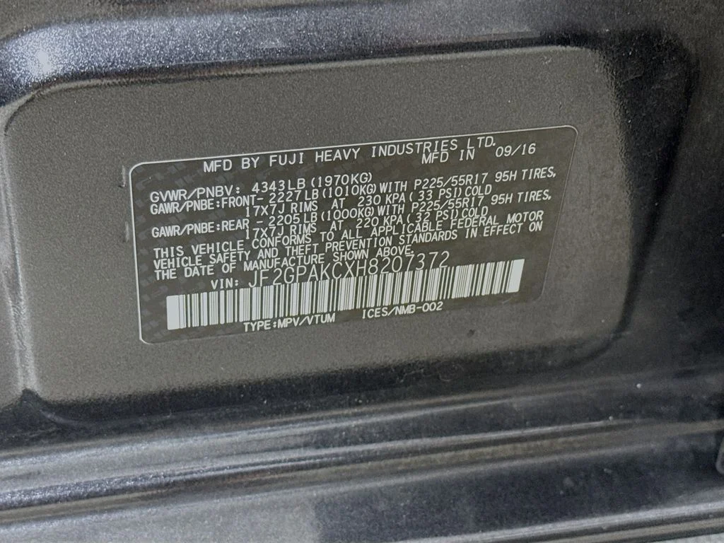 Used 2017 Dark Gray Metallic Subaru Limited image 31