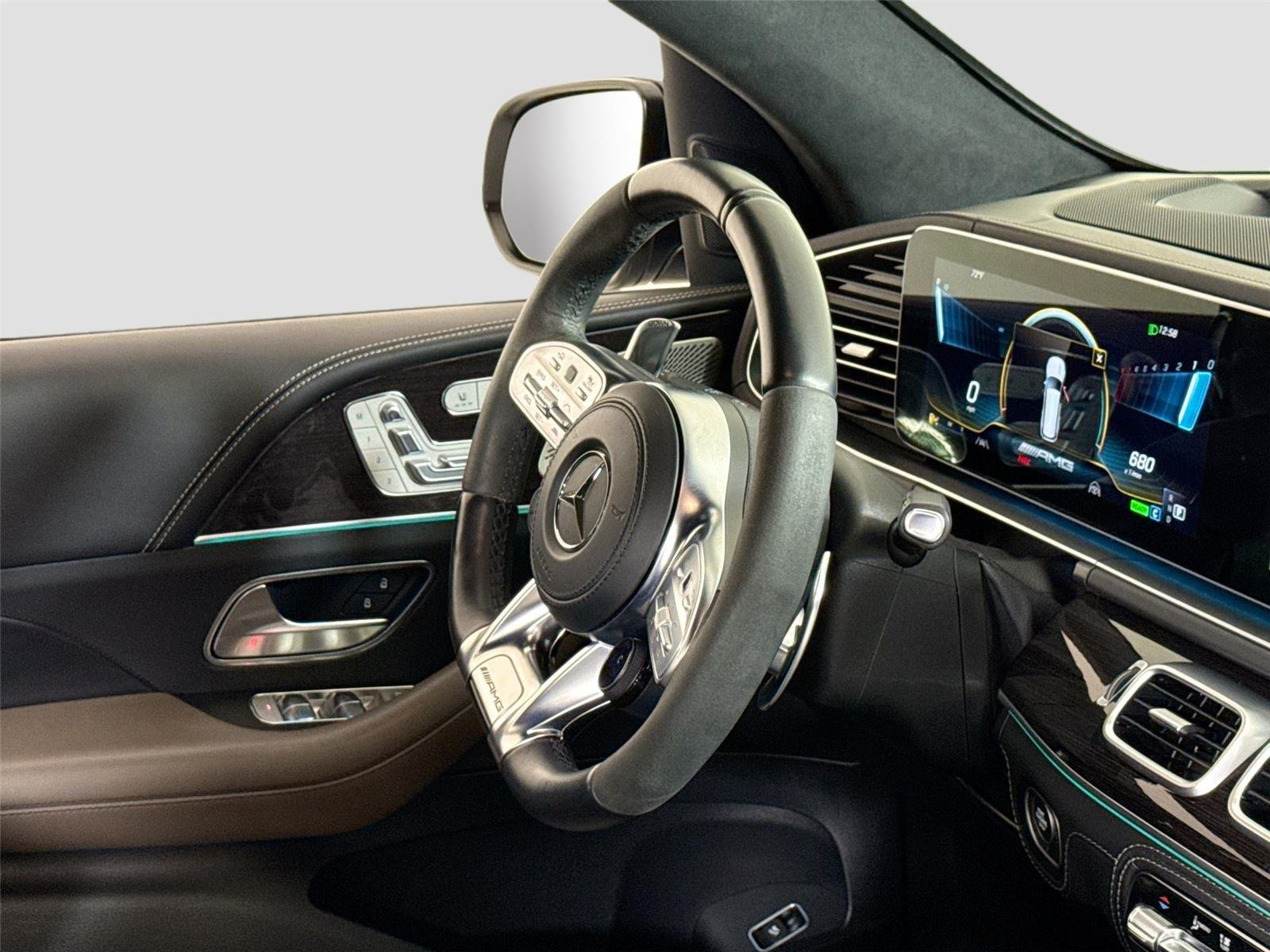Used 2023 Cirrus Silver Metallic Mercedes-Benz AMG® GLS 63 | AMG® Performance Steering Wheel | Heated/Cooled Seats image 37
