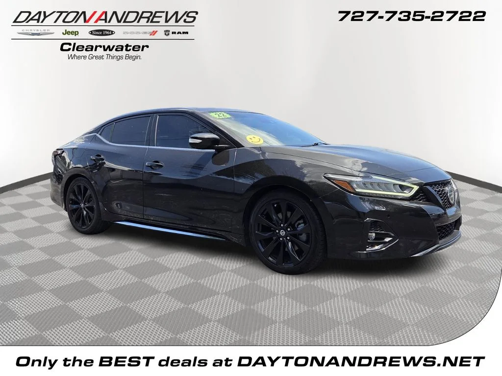2022 Nissan Maxima SR