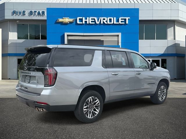 Used 2025 Gray Chevrolet Z71 image 6