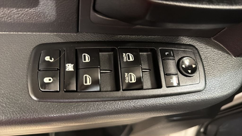 2011 RAM Ram 1500 Pickup ST - Photo 23