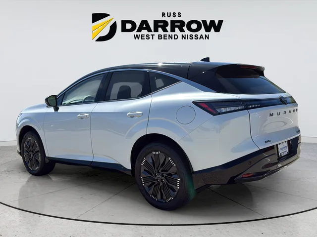 New 2026 Everest White Pearl TriCoat / Super Black Two-tone Nissan Platinum image 3