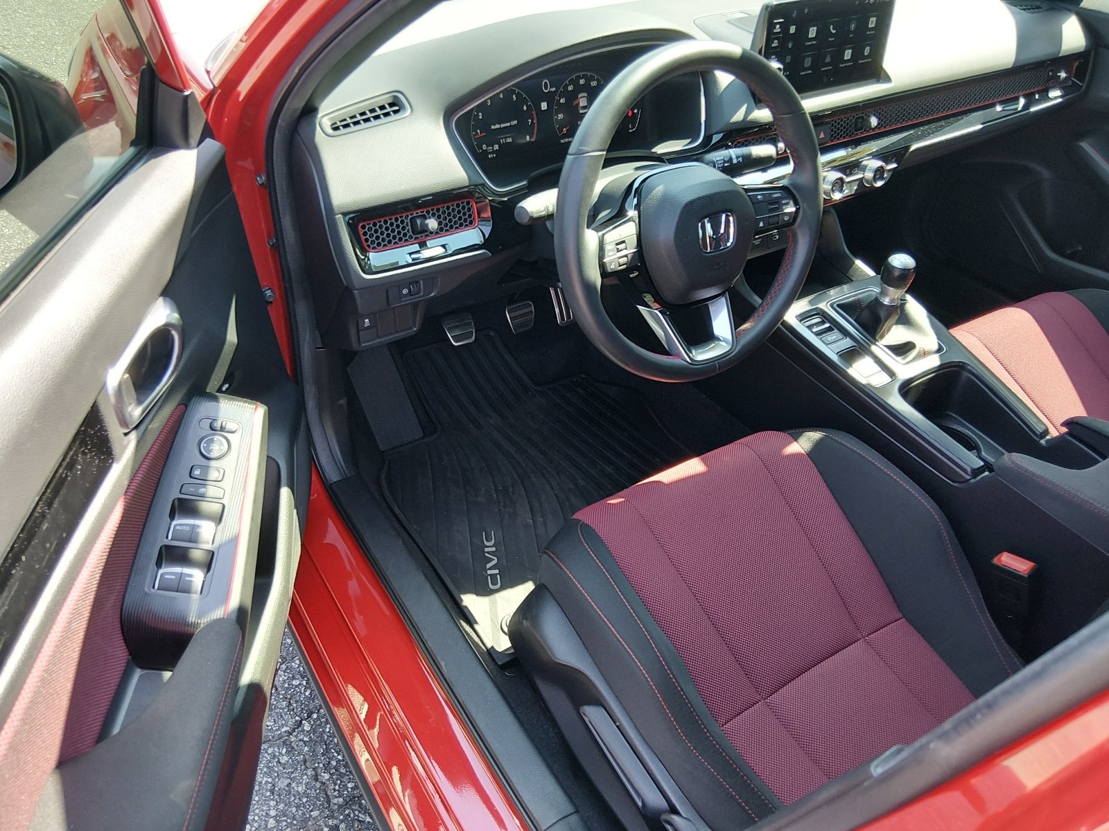 Used 2026 Rallye Red Honda Si image 7