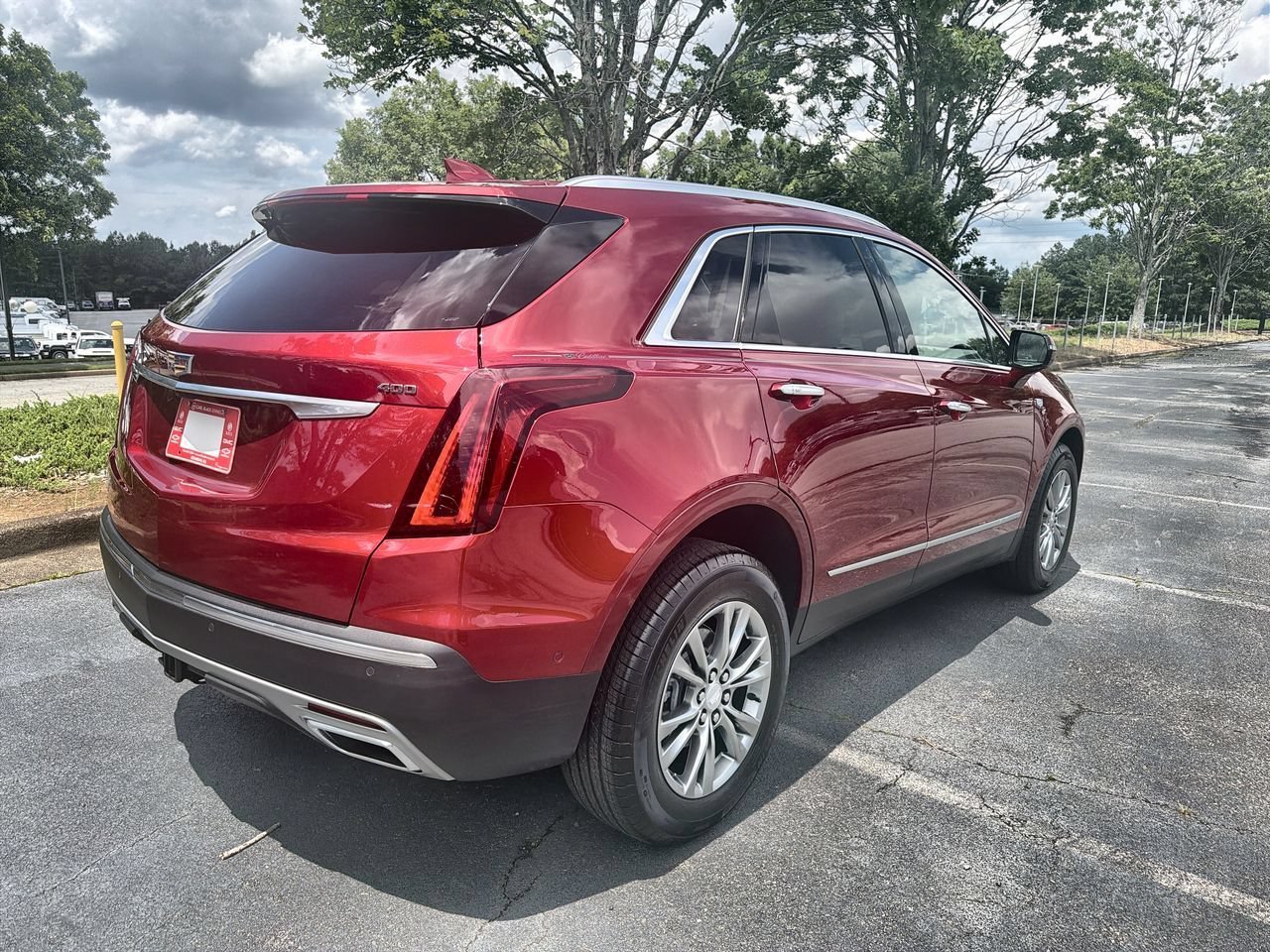 Used 2021 INFRARED TINTCOAT Cadillac FWD Premium Luxury image 8