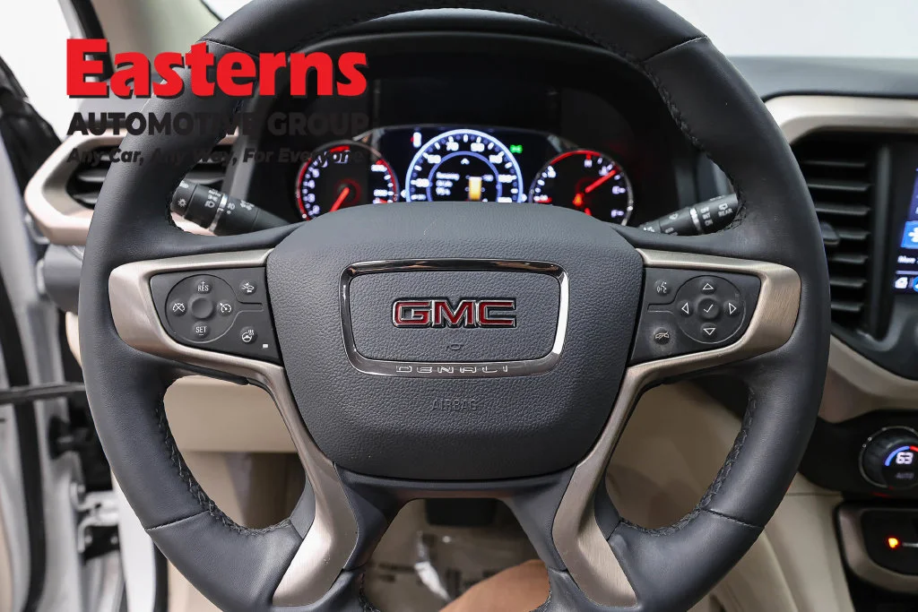 Used 2023 White GMC Denali image 11