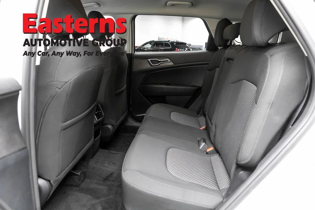 Used 2023 White Kia LX image 21
