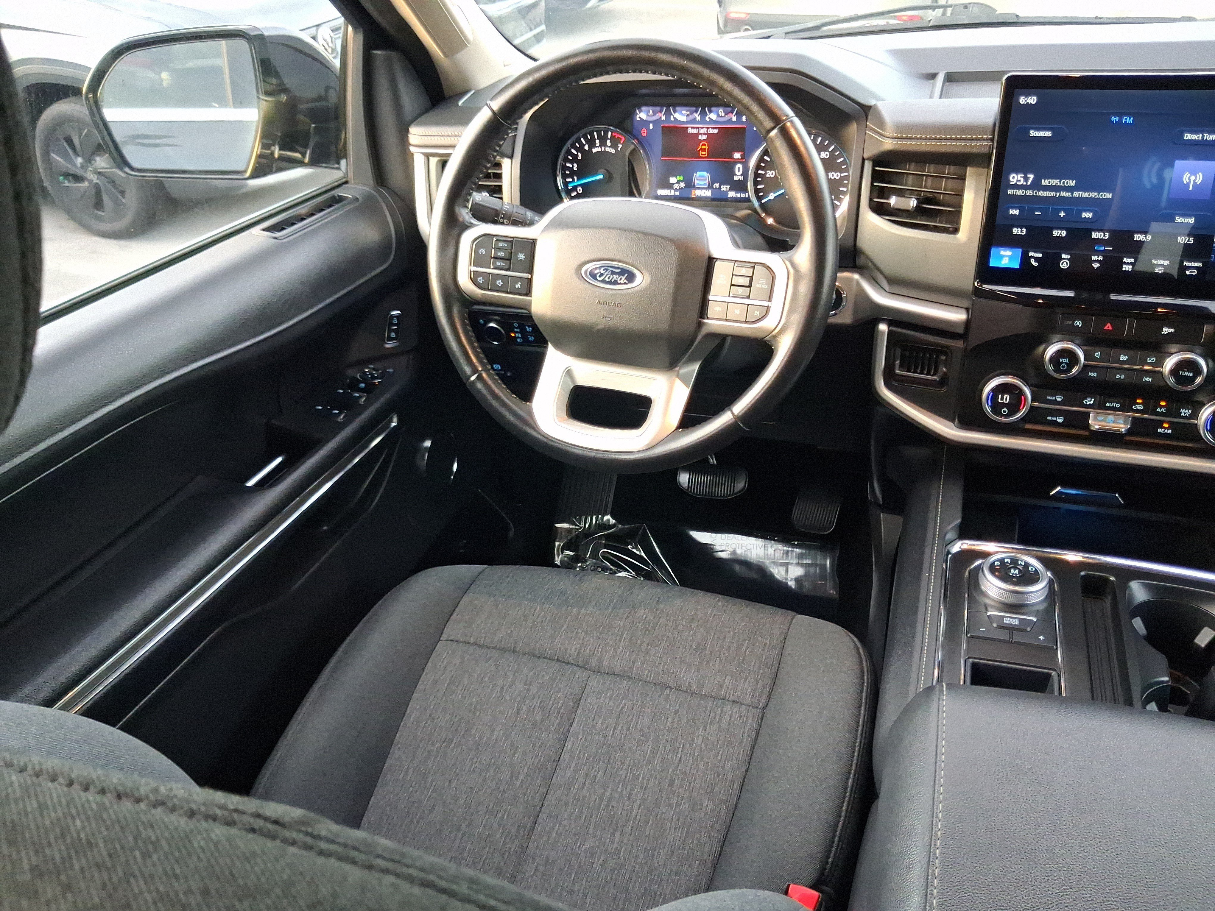 Used 2024 Gray Ford XLT image 10