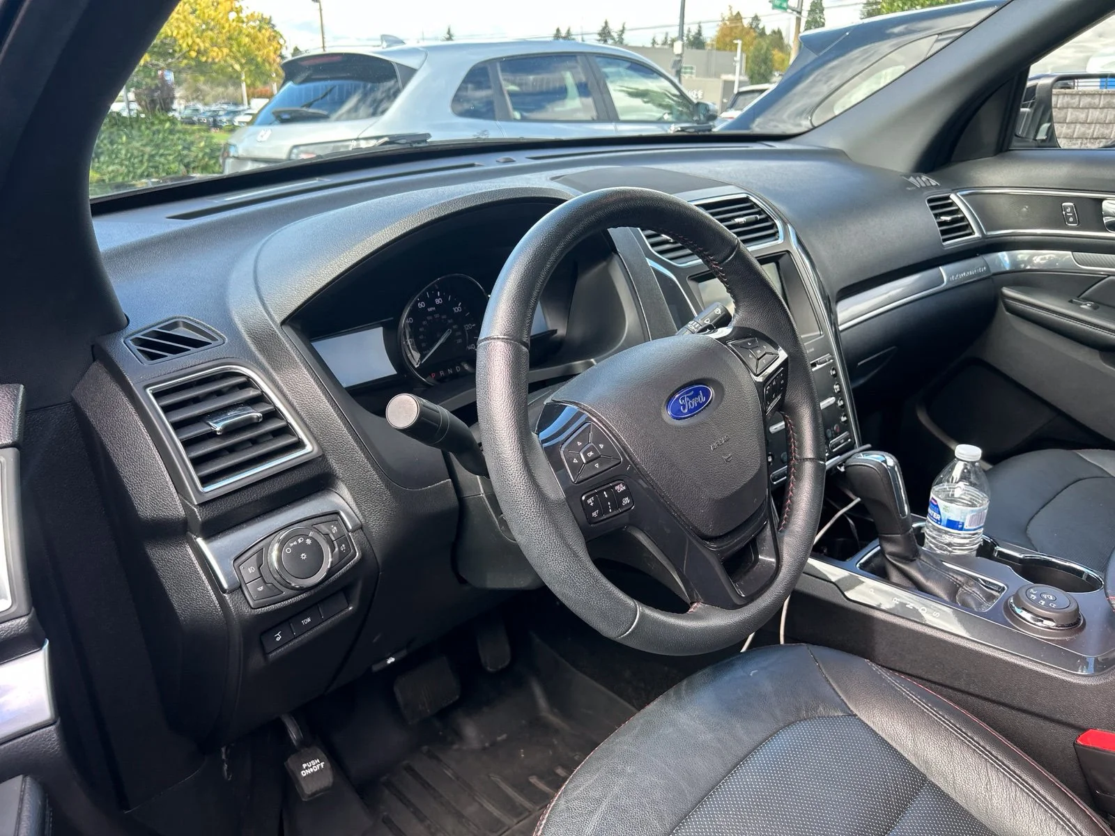 Used 2018 Magnetic Ford Sport image 4