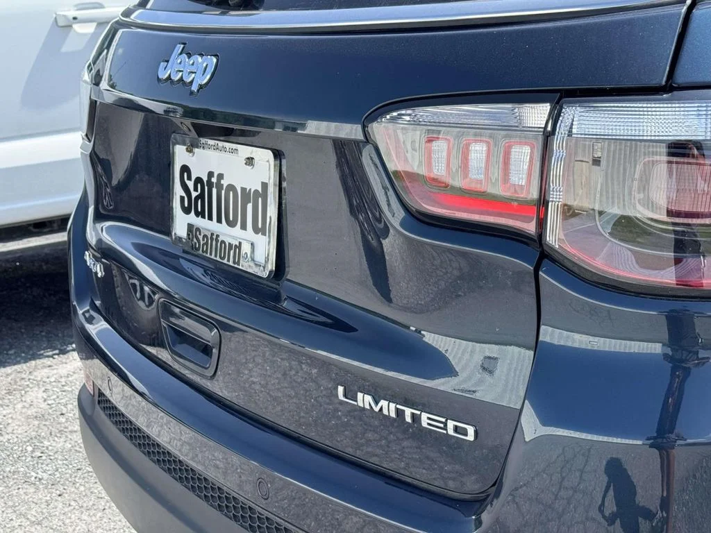 Used 2024 Blue Jeep Limited image 11