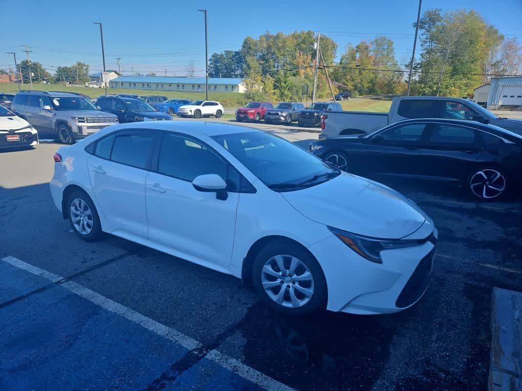 Used 2024 Ice Cap Toyota LE image 2