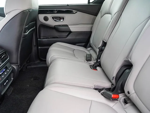 2025 Honda Pilot EX-L - Photo 21