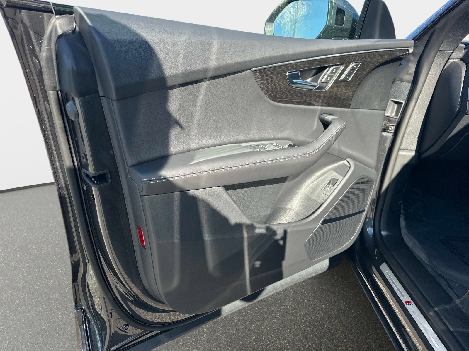 2026 Audi Q8 Premium Plus - Photo 14