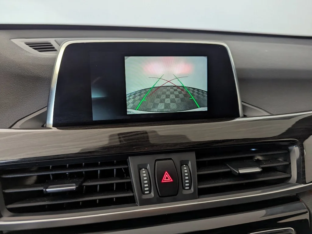 Certified Used 2018 White BMW xDrive28i image 10