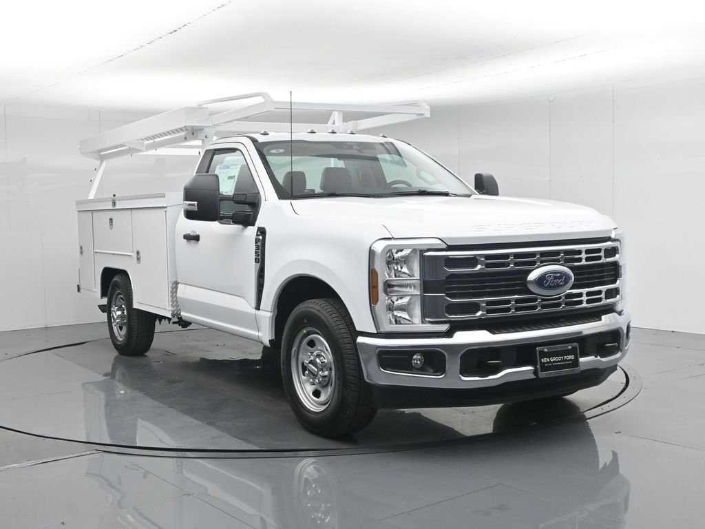 2026 Ford F-350 XL Regular Cab 145-In SRW's photo