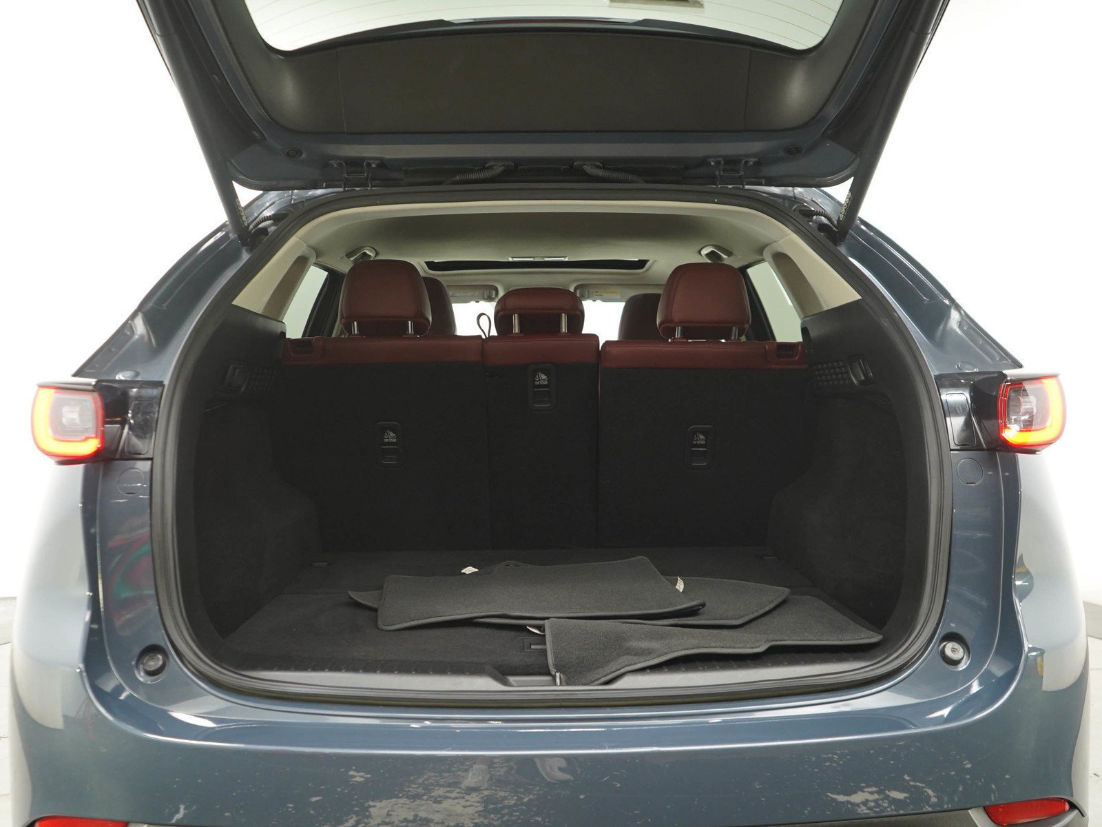Used 2025 Polymetal Gray Metallic Mazda 2.5 S Carbon Edition image 17