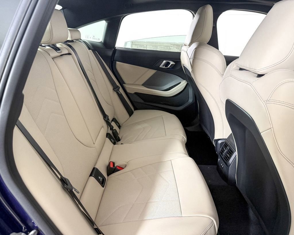 2025 BMW 2 Series M235 - Photo 26