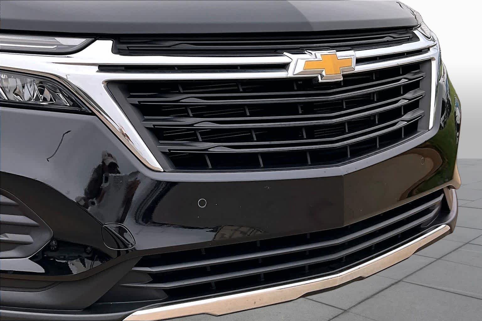 Used 2023 Mosaic Black Metallic Chevrolet LT image 28