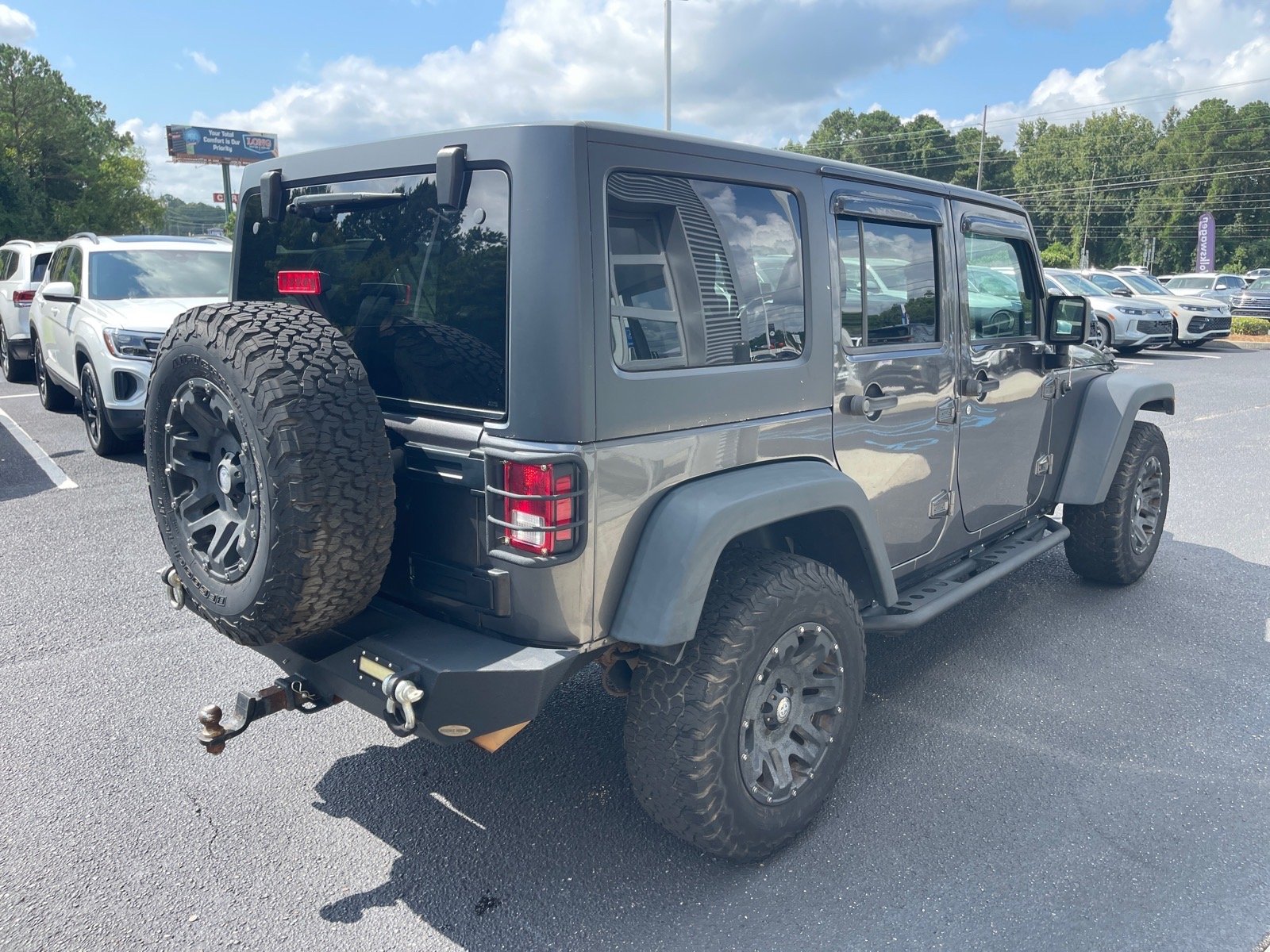 Used 2017 Granite Crystal Metallic Clear Coat Jeep Sport S image 15