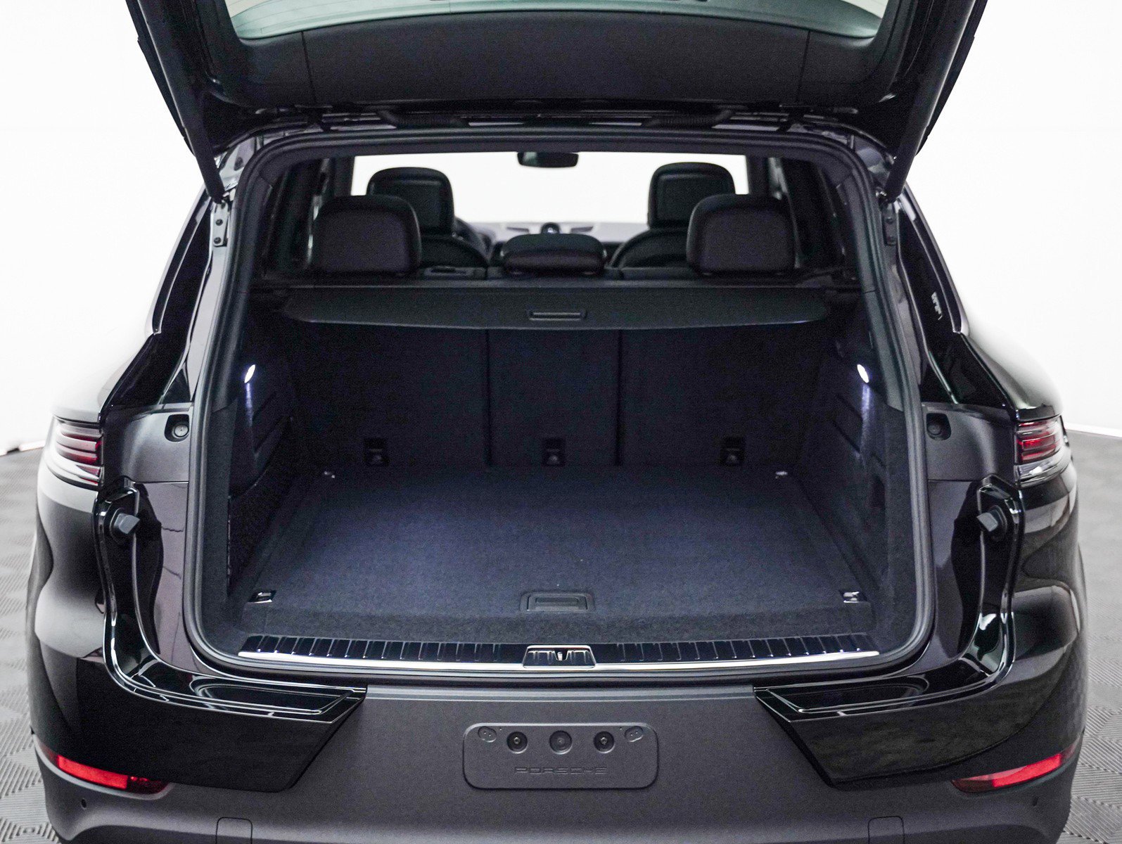 2026 Porsche Cayenne E-Hybrid - Photo 27