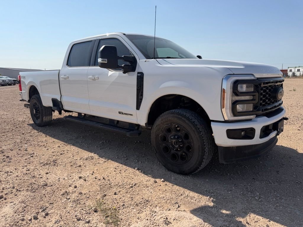 Used 2025 Oxford White Ford XLT image 7