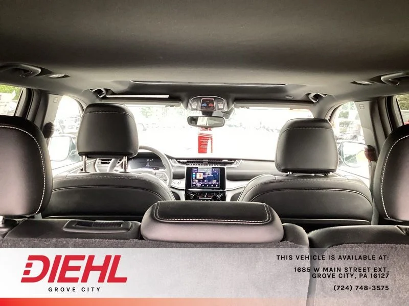 Used 2023 White Jeep Altitude X image 14