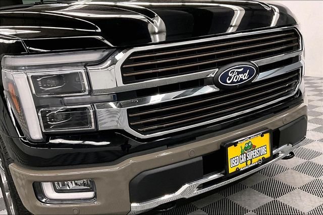 Used 2025 Agate Black Metallic Ford King Ranch image 36