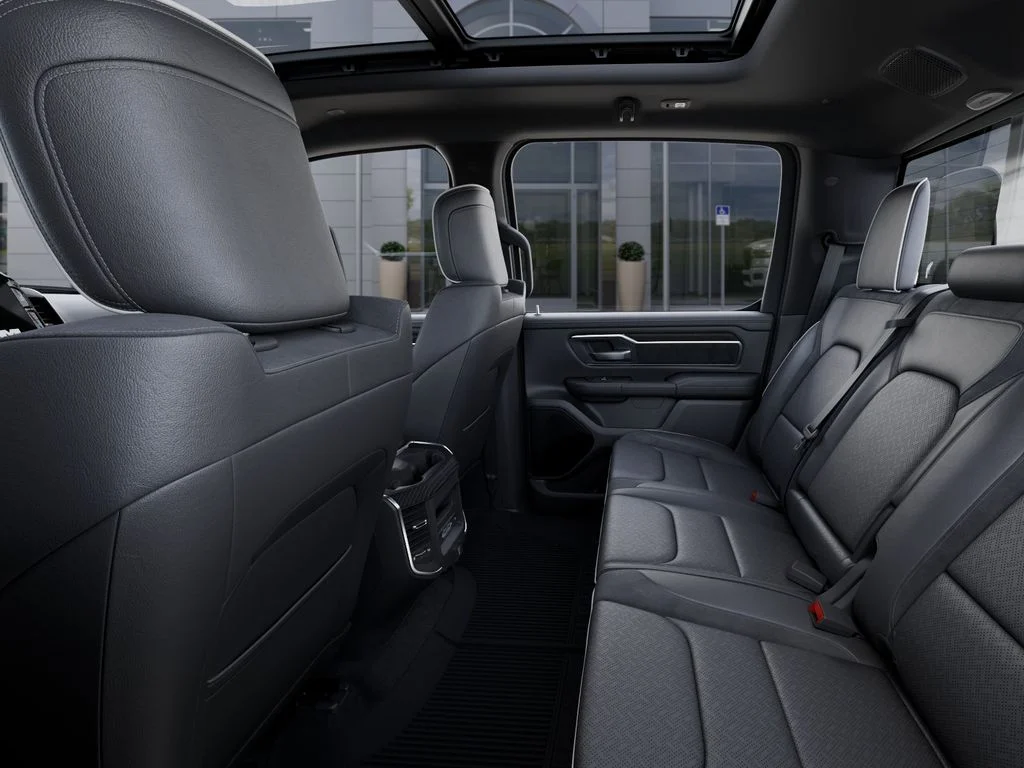 New 2026 Diamond Black Crystal Pearl-Coat Exterior Paint RAM Laramie image 24