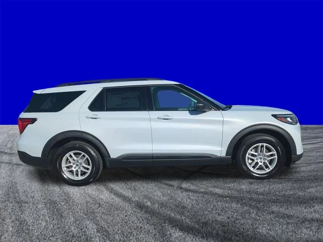 2026 Ford Explorer Active - Photo 3