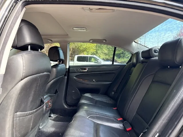 Used 2011 Black Noir Pearl Hyundai 4.6 image 13