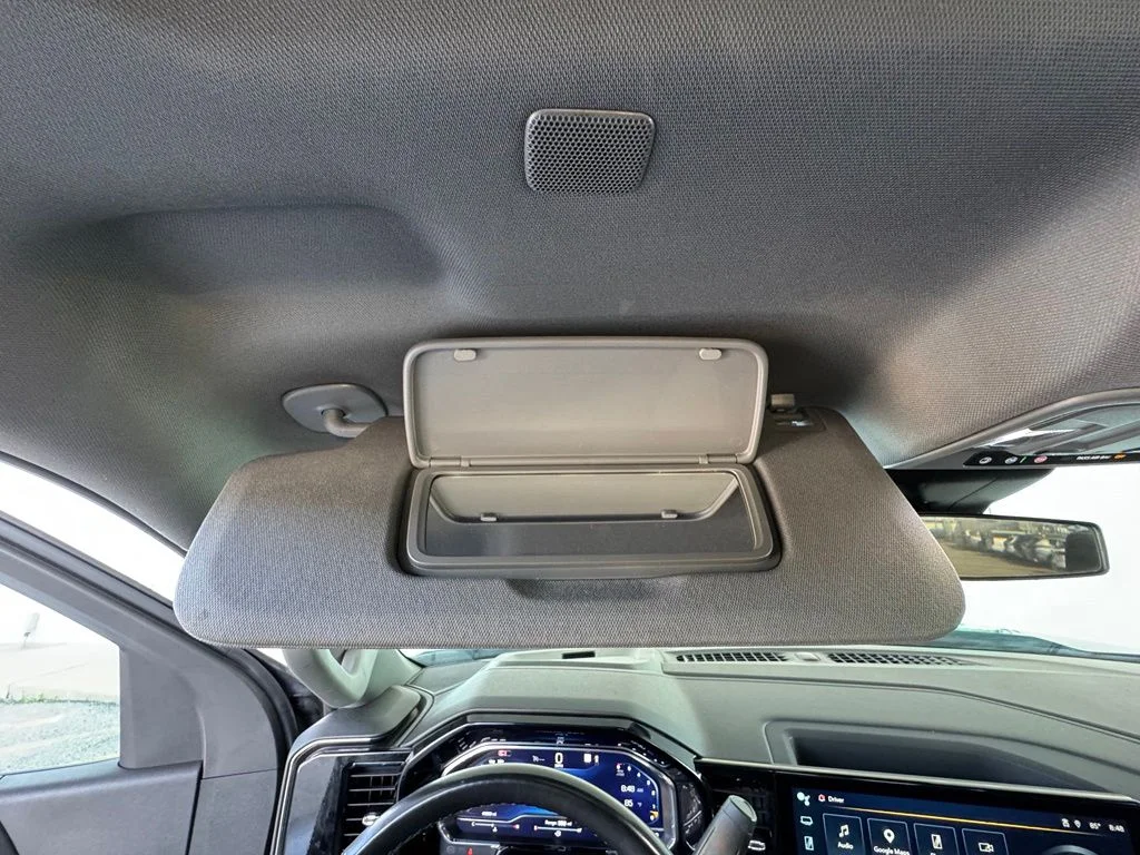 Used 2025 Gray Chevrolet LT image 37
