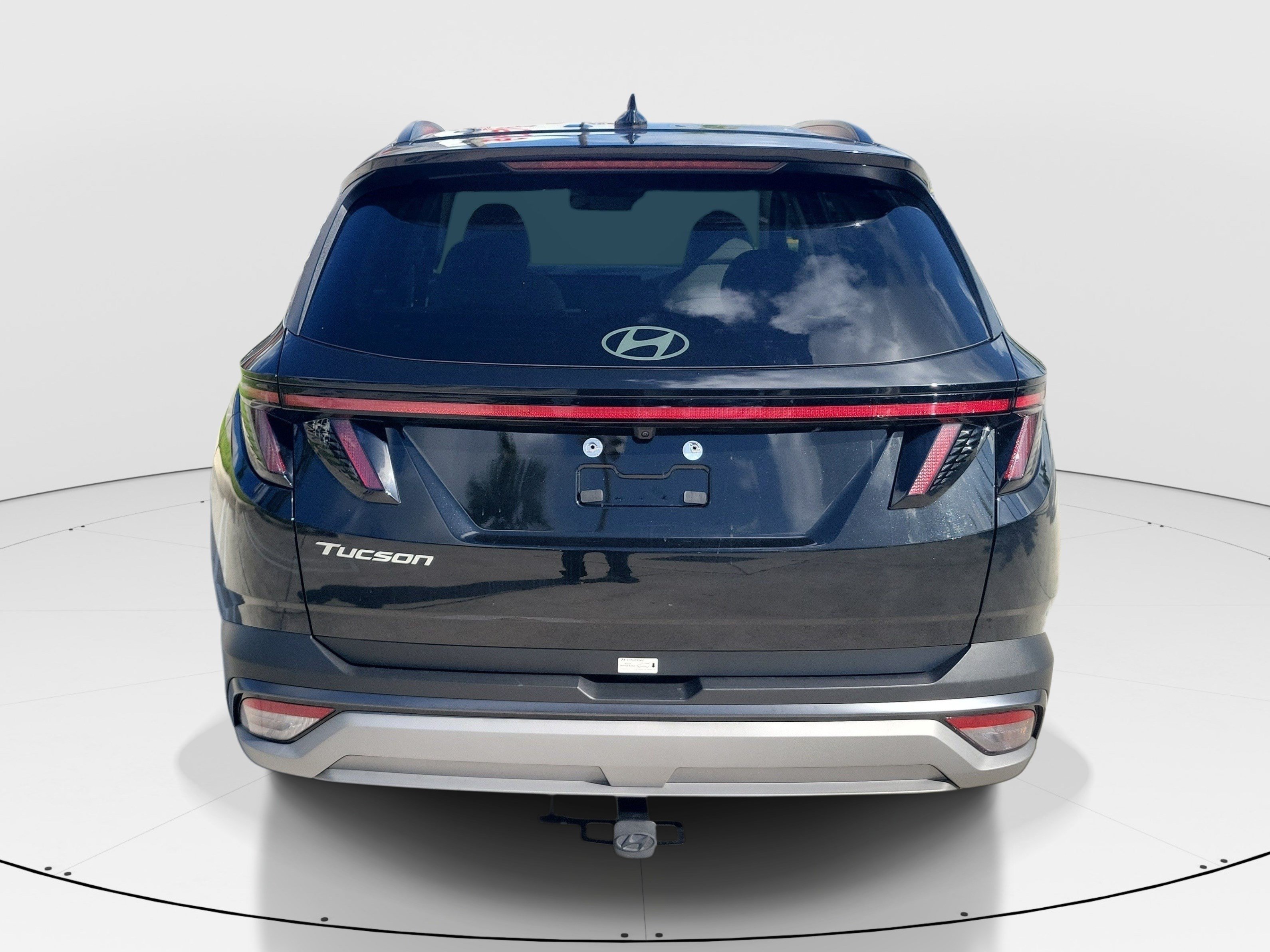 Used 2026 Phantom Black Hyundai SEL Premium image 6