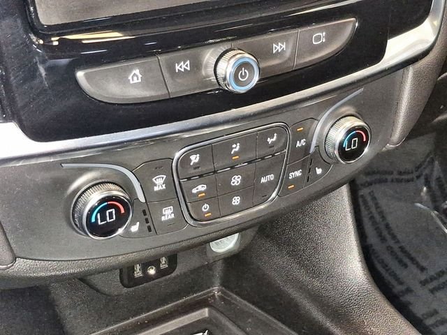 Used 2022 Blue Chevrolet LT image 18
