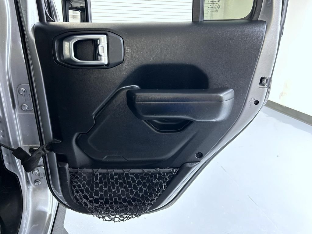 2020 Jeep Gladiator Sport S - Photo 18