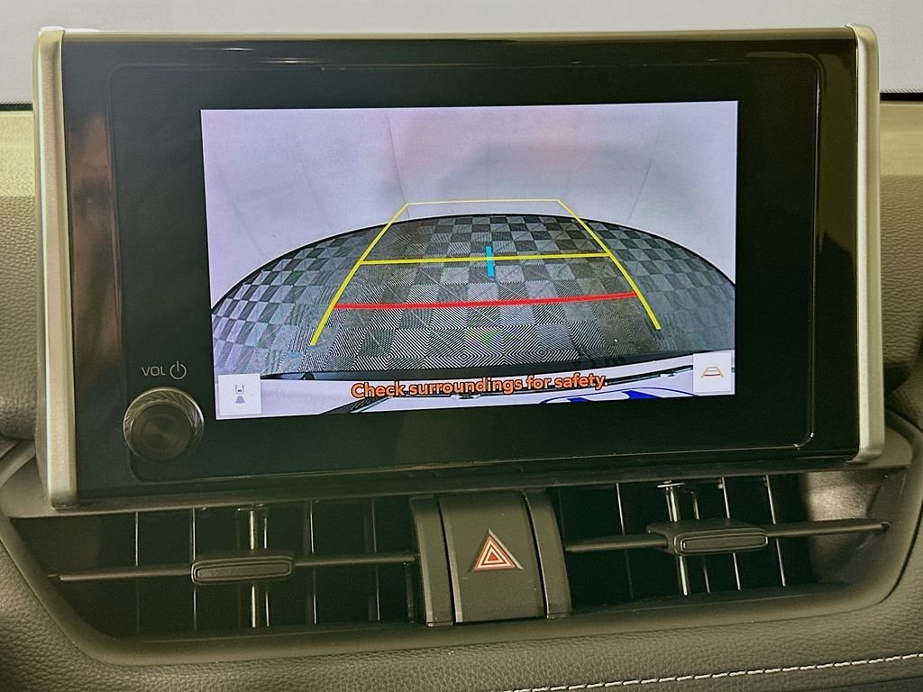 Used 2023 Ice Toyota LE image 14