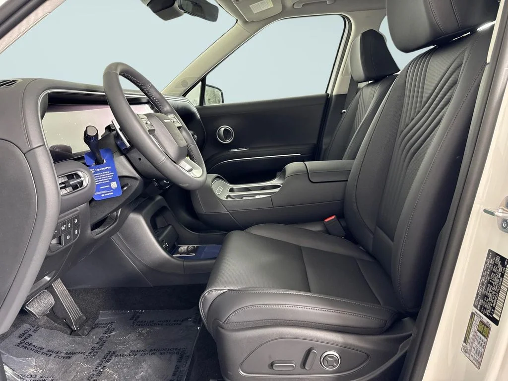 New 2026 White Hyundai SEL Premium image 6