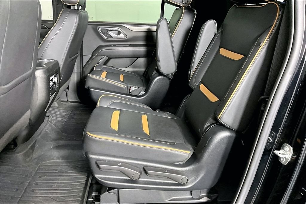 Used 2023 Black GMC AT4 image 3