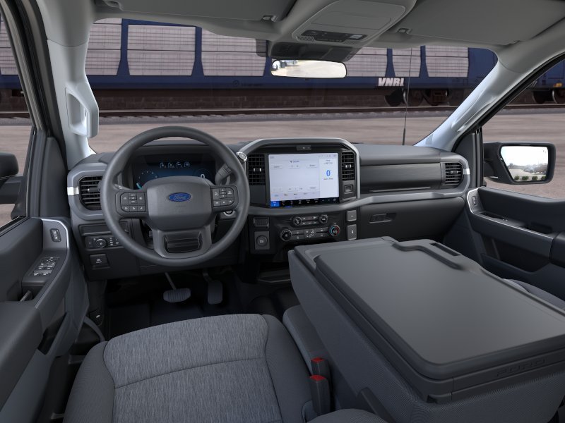 New 2026 Carbonized Gray Metallic Ford XLT image 9
