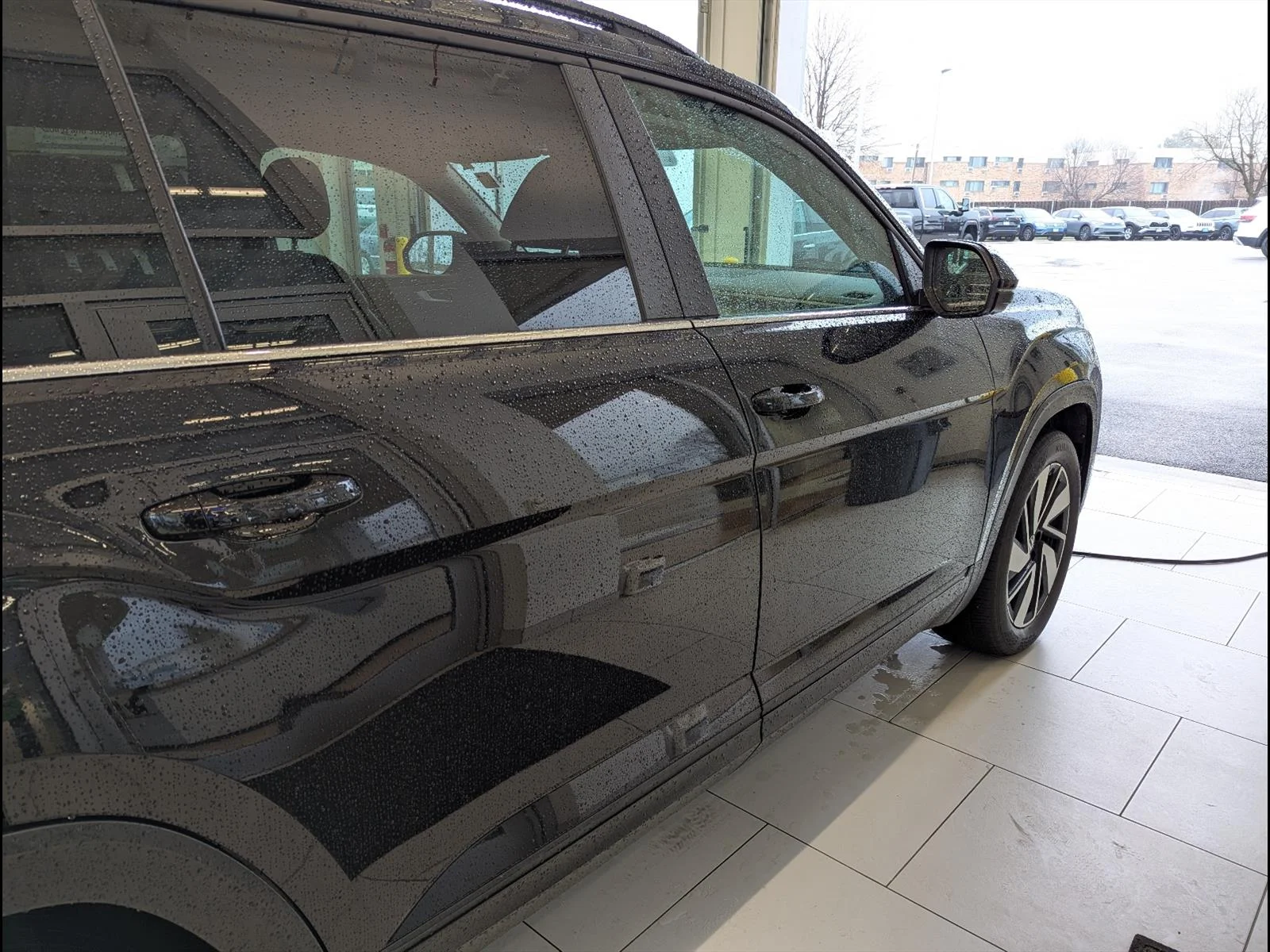 Certified Used 2024 Deep Black Pearl (2t2t) Volkswagen 2.0T SE W/Technology 4MOT image 5